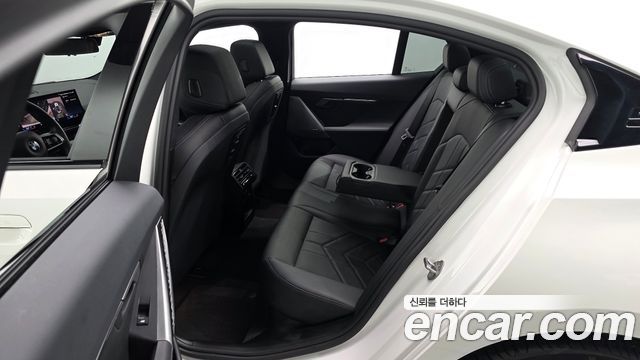 BMW 5 Series (G60) 520i M Sport 2024 — фото 26