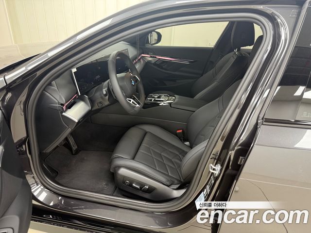 BMW 5 Series (G60) 520i M Sport 2026 — фото 7