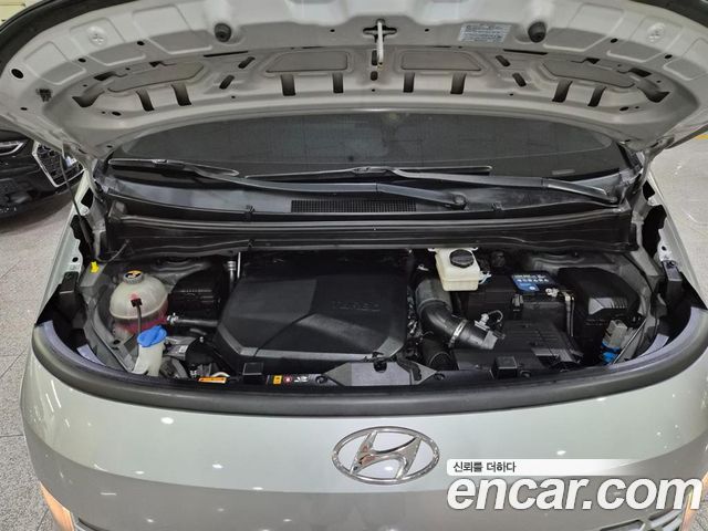Hyundai Staria Cargo 5-Seater Smart 2022 — фото 6