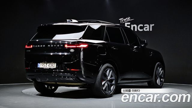 Land Rover Range Rover Sport (III) D300 HSE Dynamic 2023 — фото 2