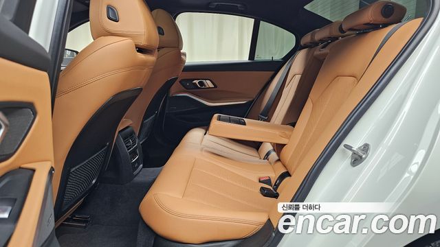 BMW 3 Series (G20) 320i M Sport 2023 — фото 26
