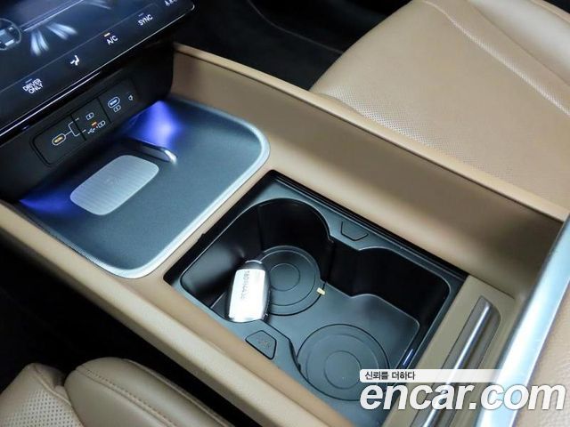 Hyundai Grandeur Hybrid (GN7) Exclusive 2023 — фото 16