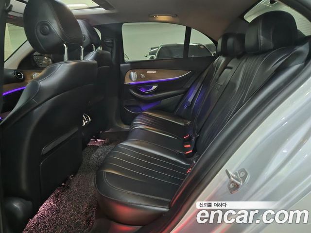 Mercedes-Benz E-Class (W213) E300 Exclusive 2018 — фото 16