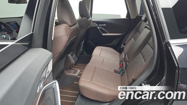 BMW X1 (U11) xDrive 20i xLine 2024 — фото 16