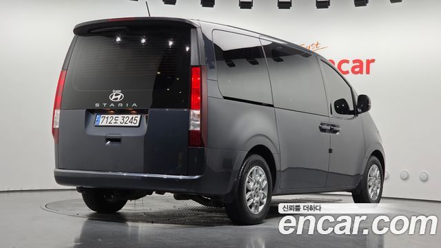 Hyundai Staria HEV 1.6 Tourer 11-Seater Modern 2025 — фото 2
