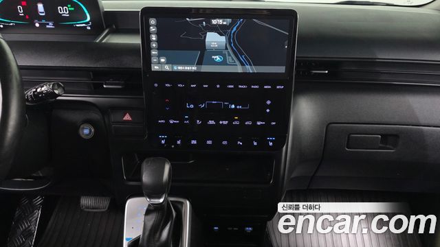 Hyundai Staria HEV 1.6 Tourer 11-Seater Modern 2025 — фото 16
