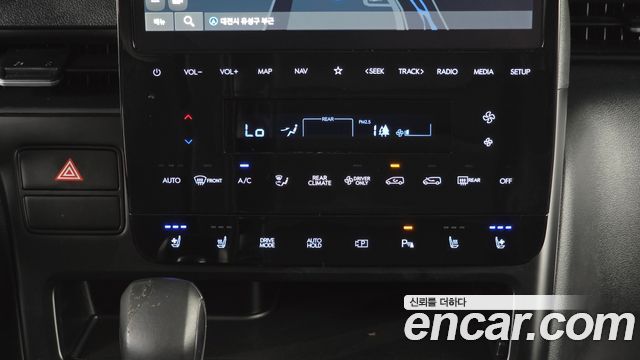 Hyundai Staria HEV 1.6 Tourer 11-Seater Modern 2025 — фото 18