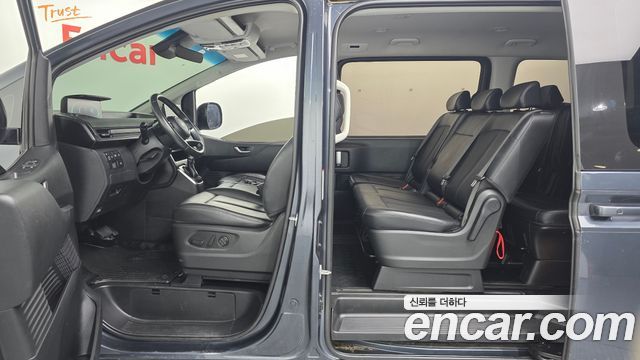 Hyundai Staria HEV 1.6 Tourer 11-Seater Modern 2025 — фото 27