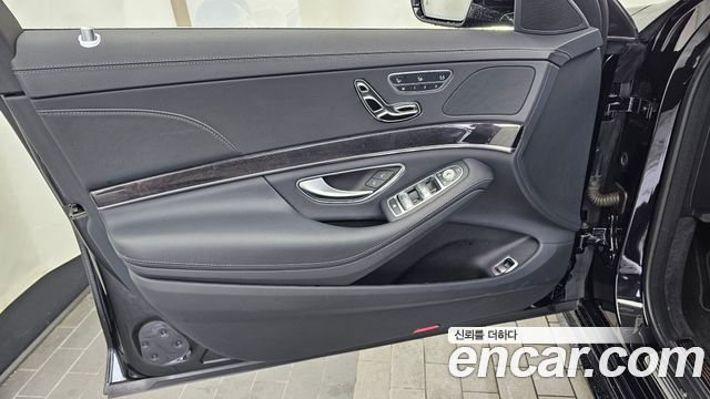 Mercedes-Benz S-Class (W222) S350 d 4MATIC AMG Line 2020 — фото 24