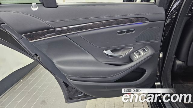 Mercedes-Benz S-Class (W222) S350 d 4MATIC AMG Line 2020 — фото 25