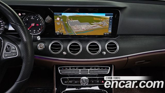 Mercedes-Benz E-Class (W213) E220d 4MATIC Avantgarde 2017 — фото 14