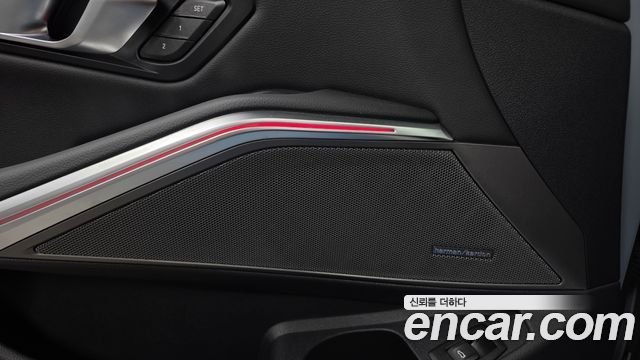 BMW 3 Series (G20) 320i M Sport 2025 — фото 18