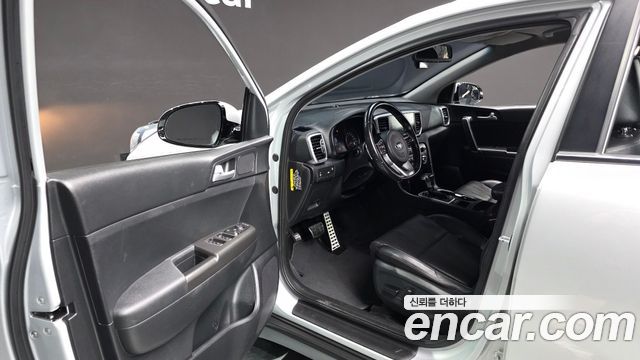 Kia Sportage The Bold Diesel 2.0 2WD Prestige 2019 — фото 10