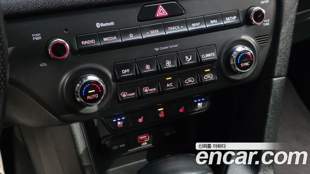 Kia Sportage The Bold Diesel 2.0 2WD Prestige 2019 — фото 22
