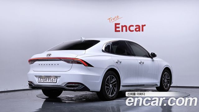 Hyundai Grandeur (IG) 2.5 Premium 2022 — фото 2