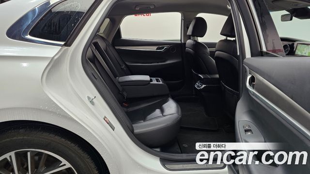 Hyundai Grandeur (IG) 2.5 Premium 2022 — фото 11