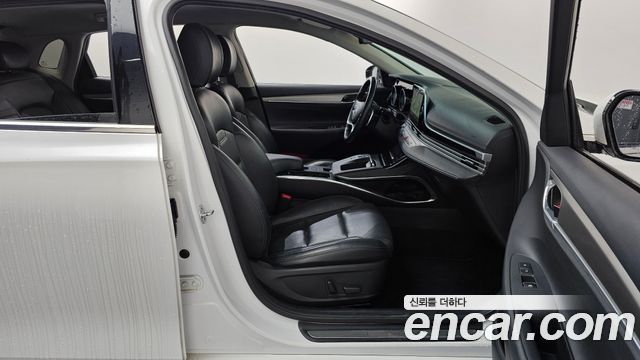 Hyundai Grandeur (IG) 2.5 Premium 2022 — фото 26