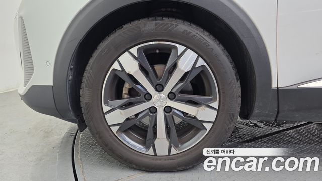 Peugeot 5008 (II) 1.5 BlueHDi GT 2022 — фото 5