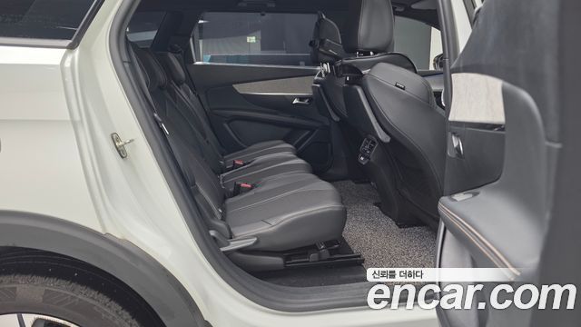 Peugeot 5008 (II) 1.5 BlueHDi GT 2022 — фото 15