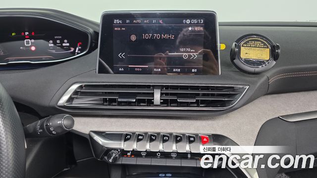Peugeot 5008 (II) 1.5 BlueHDi GT 2022 — фото 17