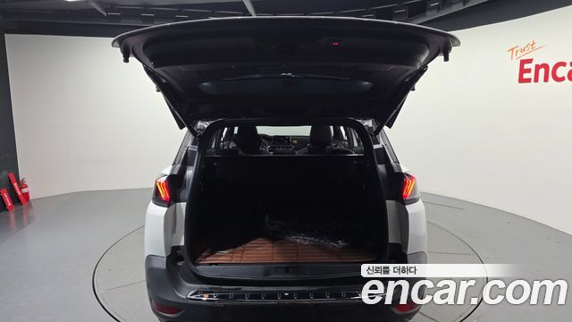Peugeot 5008 (II) 1.5 BlueHDi GT 2022 — фото 22