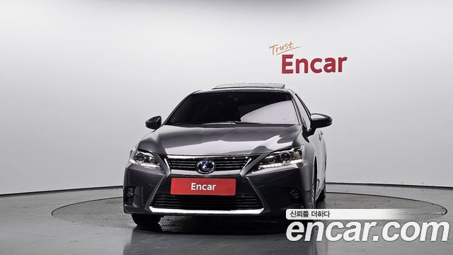 Lexus CT200h 1.8 Supreme ZWA10 2015 — фото 3