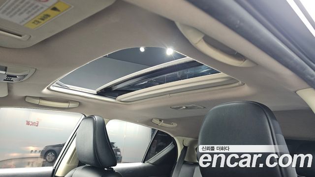 Lexus CT200h 1.8 Supreme ZWA10 2015 — фото 18