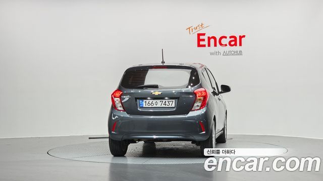 Chevrolet Spark Premier 2022 — фото 4