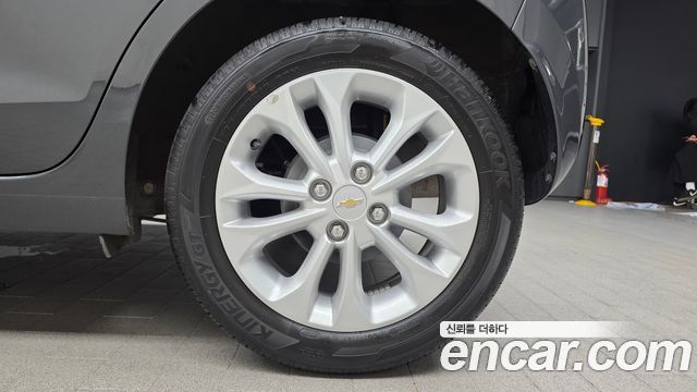 Chevrolet Spark Premier 2022 — фото 21
