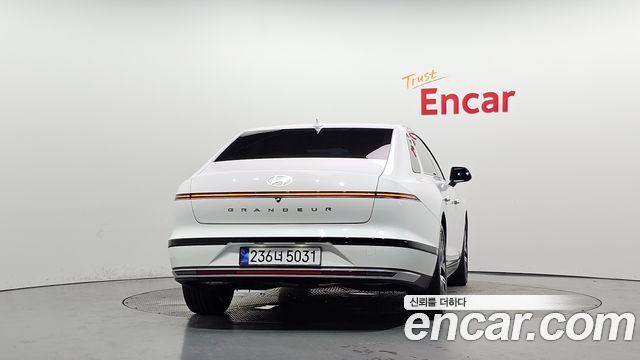 Hyundai Grandeur Hybrid (GN7) Premium 2023 — фото 4