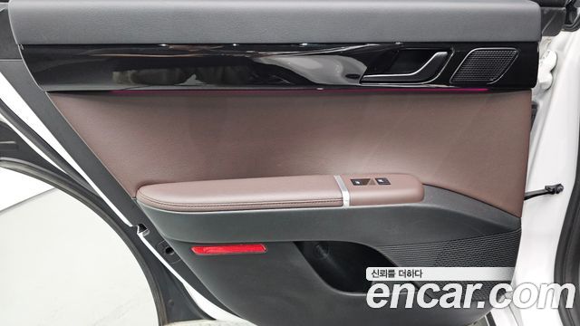 Hyundai Grandeur Hybrid (GN7) Premium 2023 — фото 25