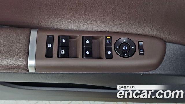 Hyundai Grandeur Hybrid (GN7) Premium 2023 — фото 31