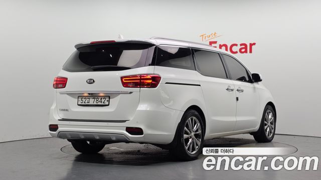 Kia Carnival Gasoline 9-Seater Noblesse Special 2019 — фото 2
