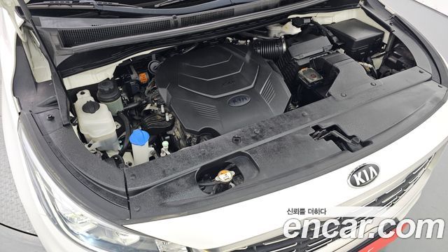 Kia Carnival Gasoline 9-Seater Noblesse Special 2019 — фото 6