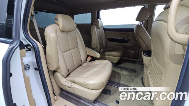 Kia Carnival Gasoline 9-Seater Noblesse Special 2019 — фото 11