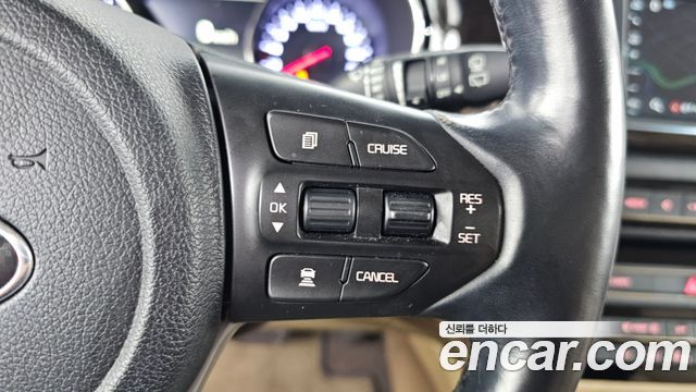 Kia Carnival Gasoline 9-Seater Noblesse Special 2019 — фото 16