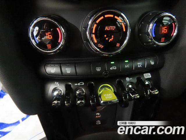 MINI Cooper Electric Resolute Edition 3rd 2023 — фото 16