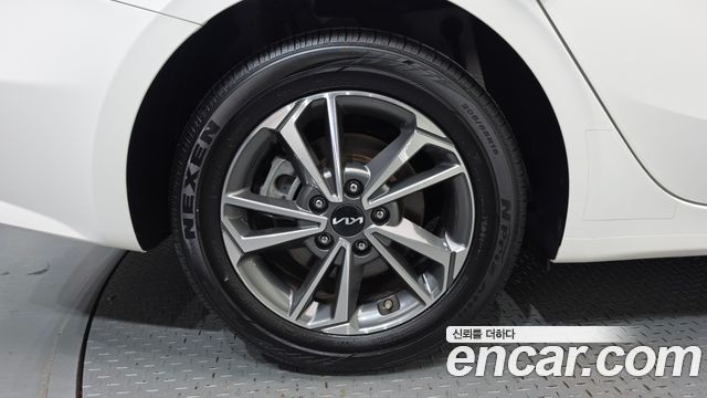 Kia K3 (II) 1.6 Prestige 2024 — фото 5