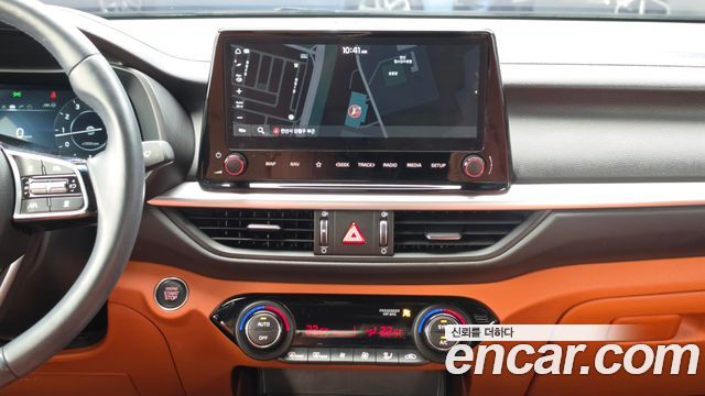 Kia K3 (II) 1.6 Prestige 2024 — фото 14