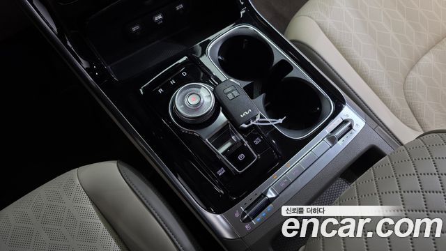 Kia Carnival (IV) Gasoline 9-Seater Noblesse 2023 — фото 9