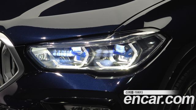 BMW X6 (G06) xDrive40i M Sport 2021 — фото 22