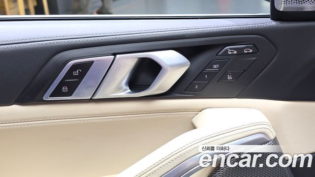 BMW X6 (G06) xDrive40i M Sport 2021 — фото 33