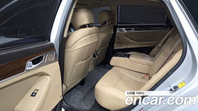 Genesis G80 3.8 GDI Prestige 2017 — фото 15