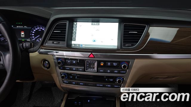 Genesis G80 3.8 GDI Prestige 2017 — фото 17