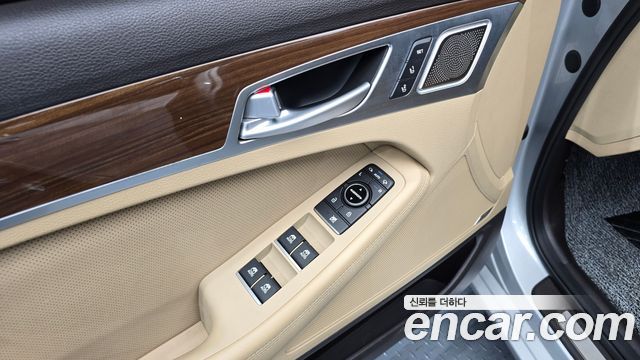 Genesis G80 3.8 GDI Prestige 2017 — фото 20