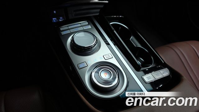 Genesis G80 (RG3) Gasoline 2.5 Turbo AWD 2024 — фото 9