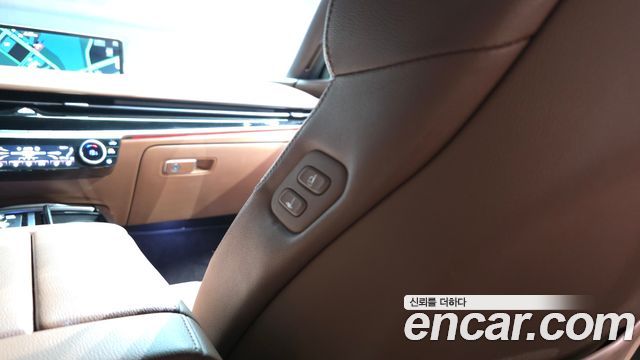 Genesis G80 (RG3) Gasoline 2.5 Turbo AWD 2024 — фото 27