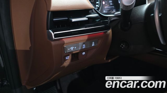 Genesis G80 (RG3) Gasoline 2.5 Turbo AWD 2024 — фото 29
