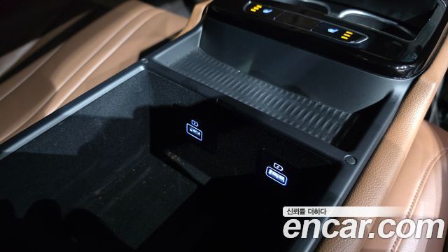 Genesis G80 (RG3) Gasoline 2.5 Turbo AWD 2024 — фото 32