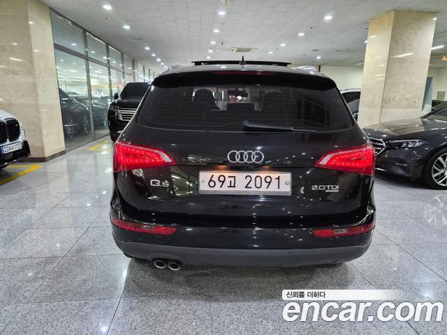 Audi Q5 2.0 TDI Quattro 8R 2011 — фото 4